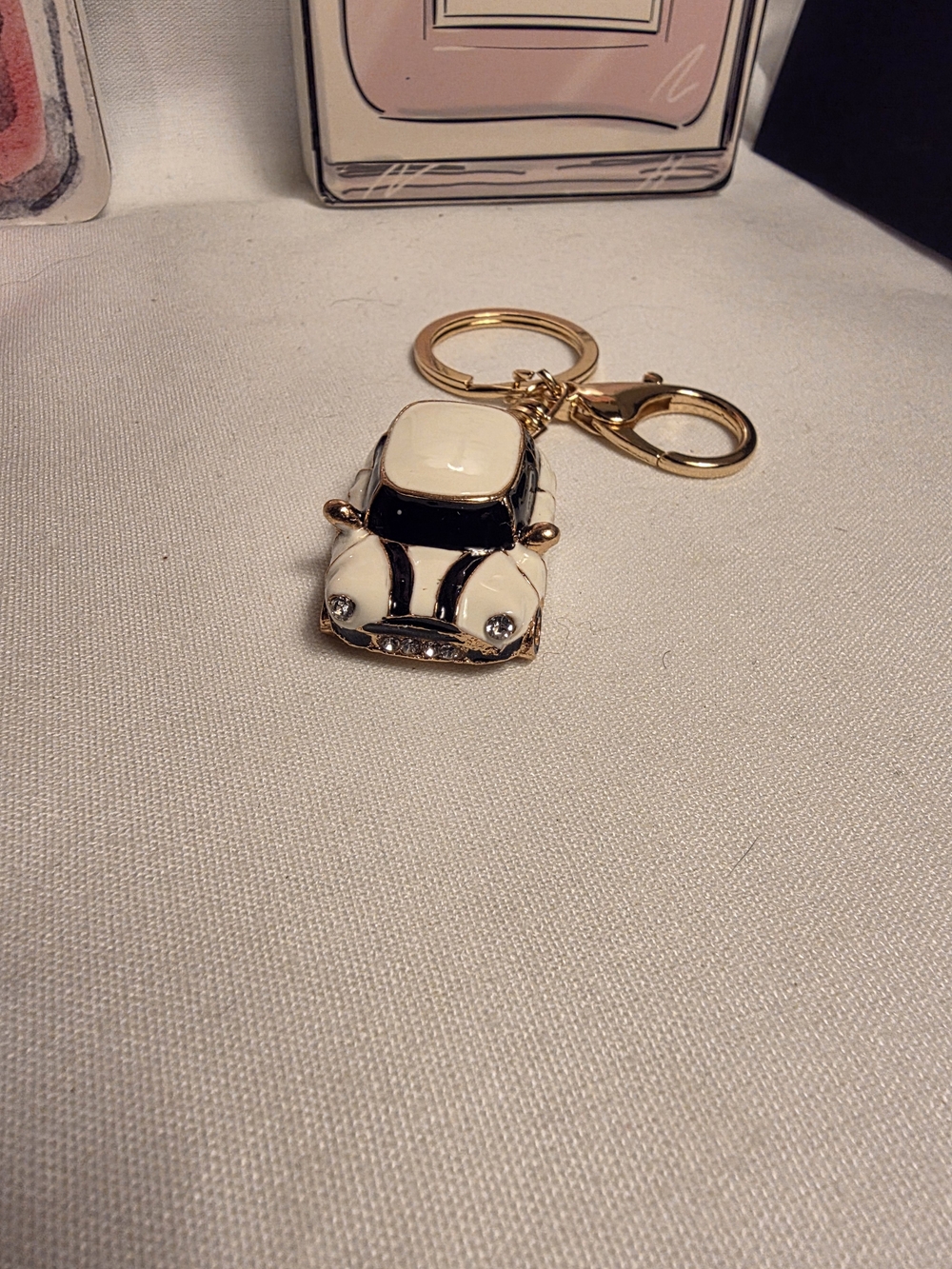 Gold Tone White & Black Mini Car Keychain - Women Accessories - Picture 3 of 3